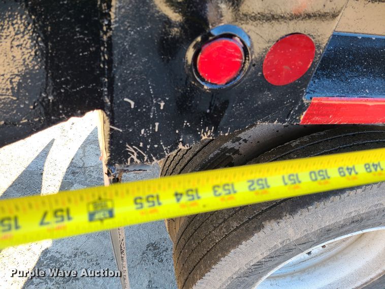 image for item FW9628 1993 Ford LT9000  dump truck