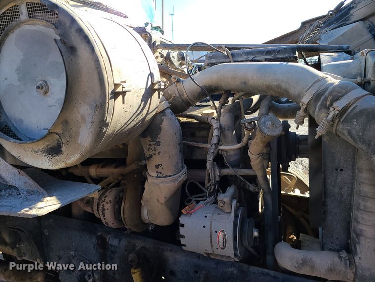 image for item FW9628 1993 Ford LT9000  dump truck