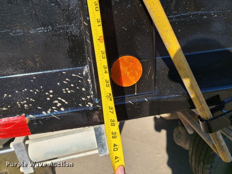 image for item FW9628 1993 Ford LT9000  dump truck