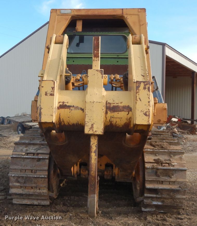 image for item GG9288 1988 Komatsu D135A-1  dozer