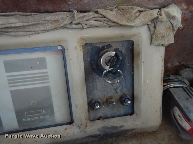 image for item GG9288 1988 Komatsu D135A-1  dozer