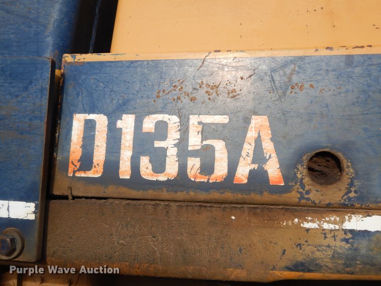 image for item GG9288 1988 Komatsu D135A-1  dozer