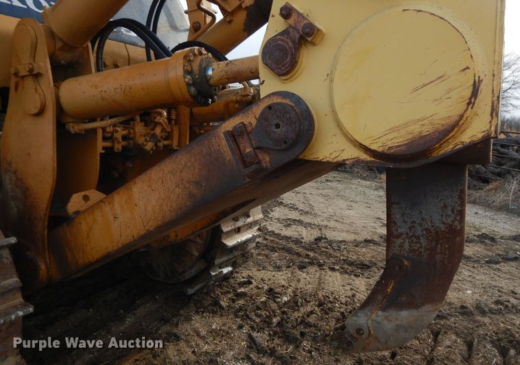 image for item GG9288 1988 Komatsu D135A-1  dozer