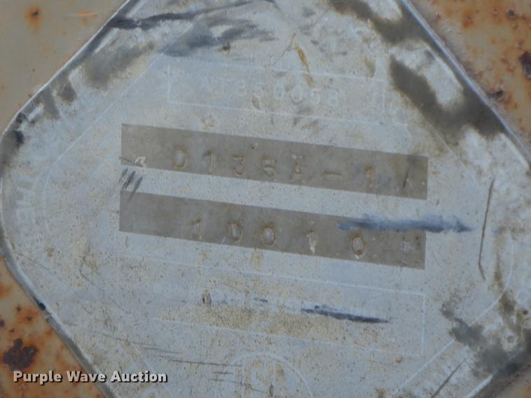 image for item GG9288 1988 Komatsu D135A-1  dozer