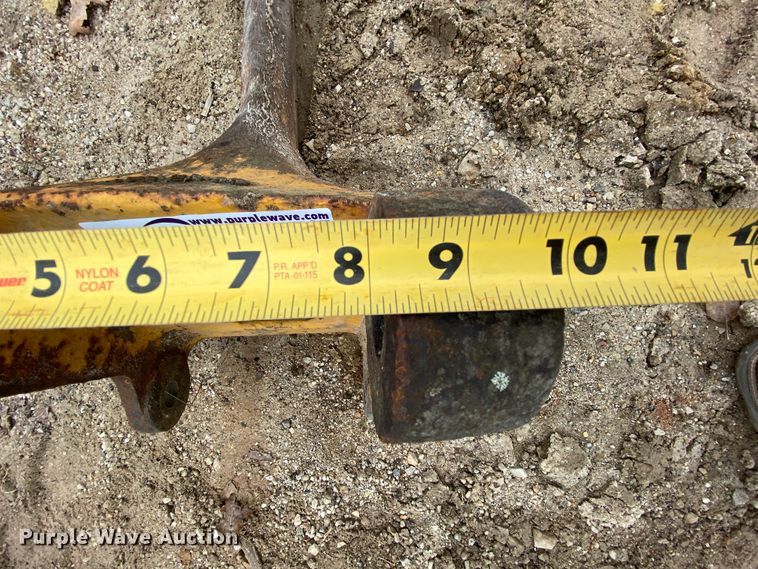 image for item HR9308 Excavator ripper tooth