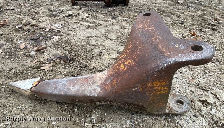 image for item HR9308 Excavator ripper tooth
