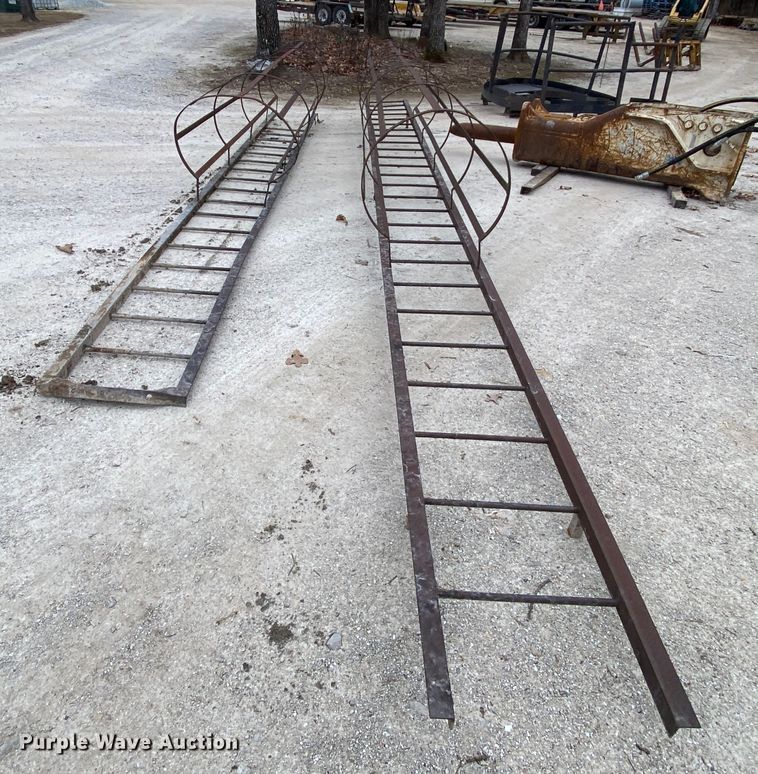 image for item HR9313 (2) Ladders