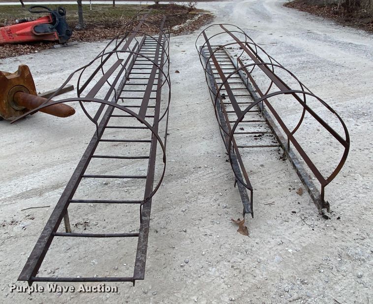 image for item HR9313 (2) Ladders