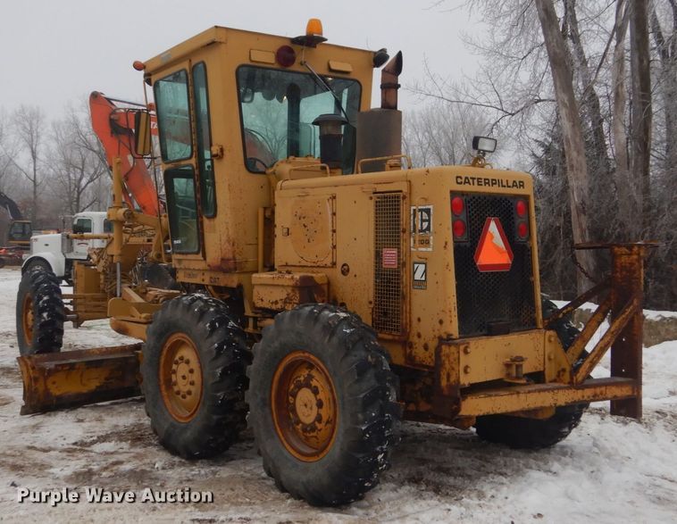 image for item HS9750 1982 Caterpillar 120G  motor grader