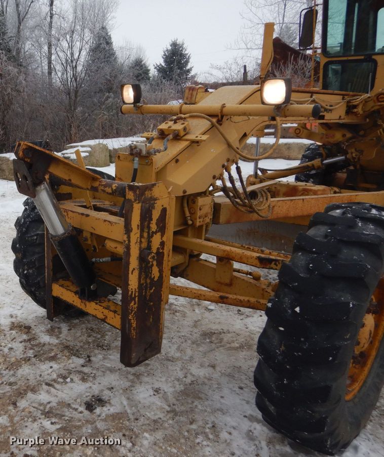 image for item HS9750 1982 Caterpillar 120G  motor grader