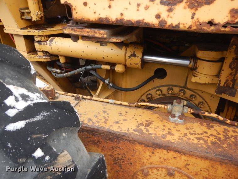 image for item HS9750 1982 Caterpillar 120G  motor grader