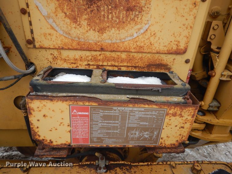 image for item HS9750 1982 Caterpillar 120G  motor grader
