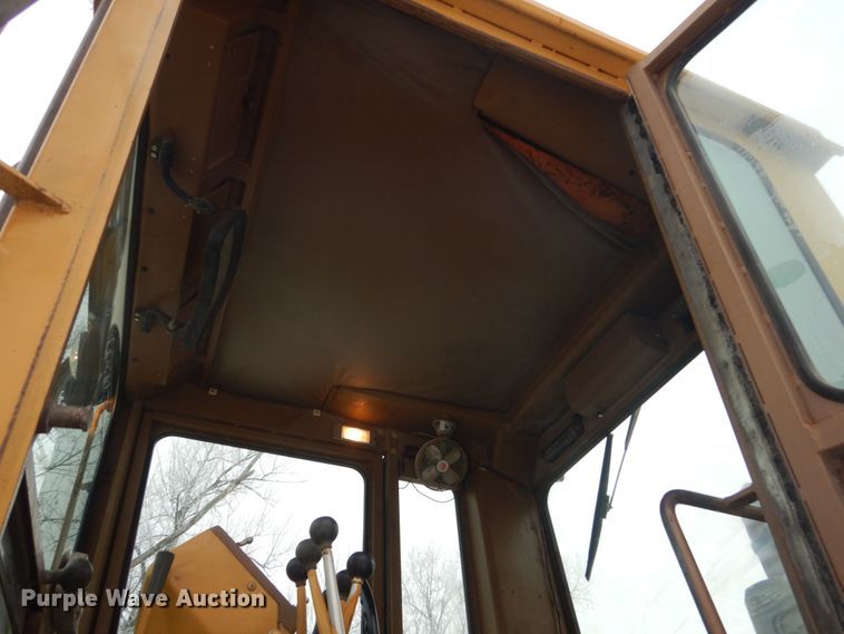 image for item HS9750 1982 Caterpillar 120G  motor grader