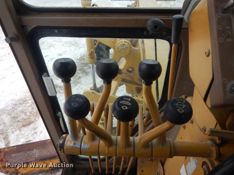 image for item HS9750 1982 Caterpillar 120G  motor grader