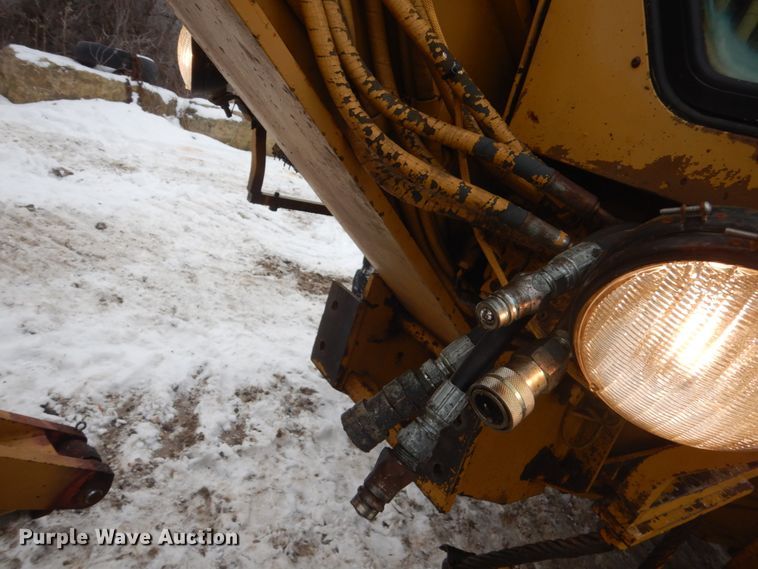 image for item HS9750 1982 Caterpillar 120G  motor grader