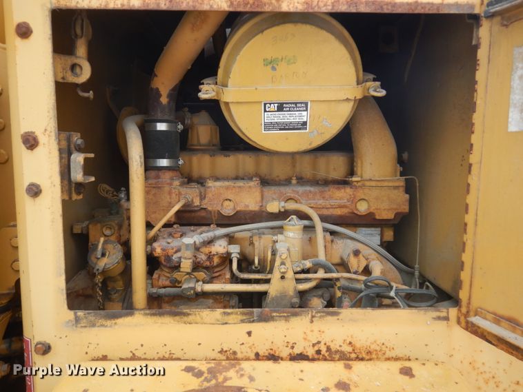image for item HS9750 1982 Caterpillar 120G  motor grader