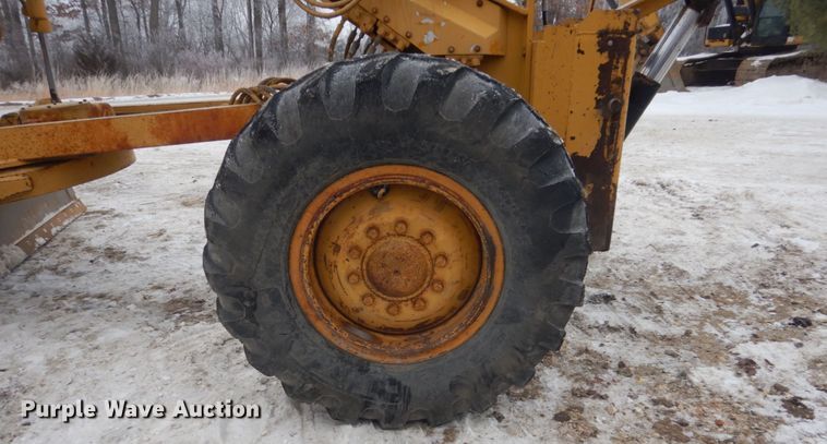 image for item HS9750 1982 Caterpillar 120G  motor grader