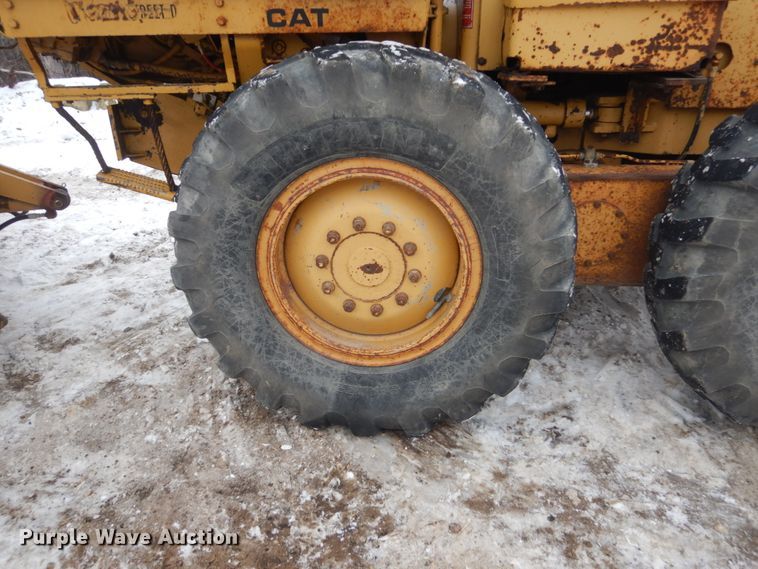 image for item HS9750 1982 Caterpillar 120G  motor grader