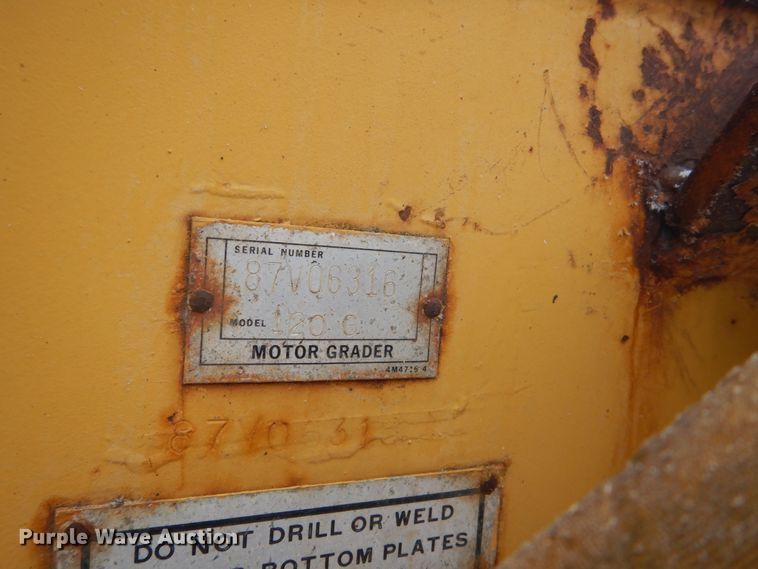 image for item HS9750 1982 Caterpillar 120G  motor grader