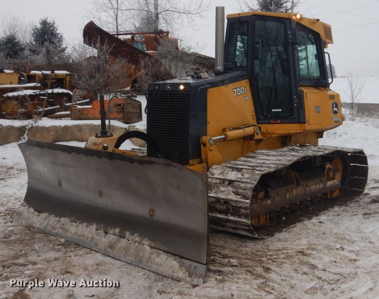 image for item HS9752 2011 John Deere 700J LGP  dozer