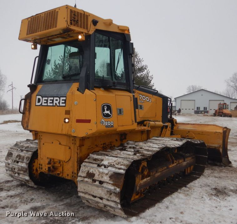 image for item HS9752 2011 John Deere 700J LGP  dozer