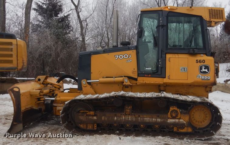 image for item HS9752 2011 John Deere 700J LGP  dozer