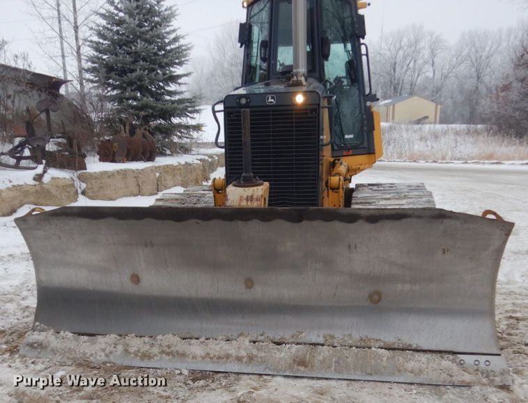 image for item HS9752 2011 John Deere 700J LGP  dozer