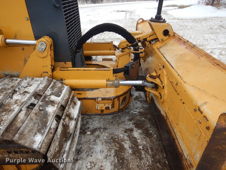 image for item HS9752 2011 John Deere 700J LGP  dozer