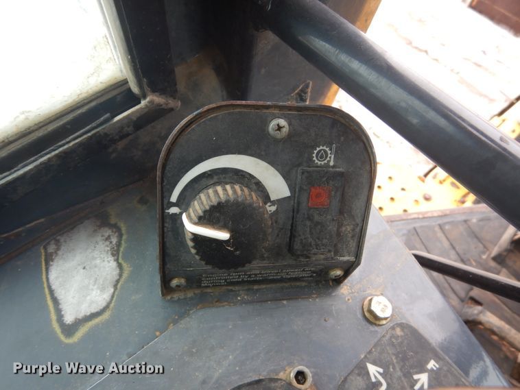 image for item HS9752 2011 John Deere 700J LGP  dozer