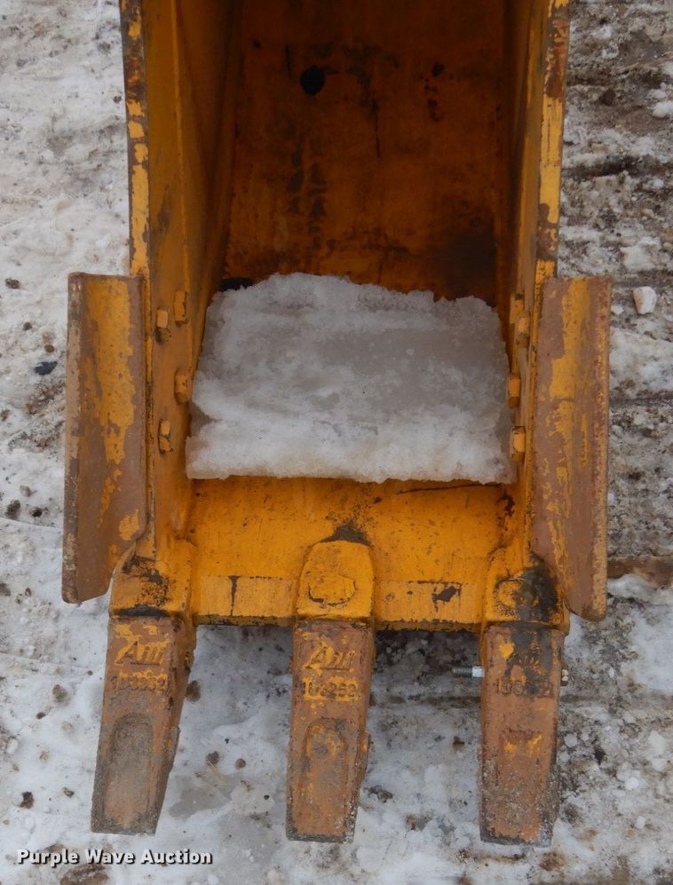 image for item HS9755 2014 John Deere 135G  excavator