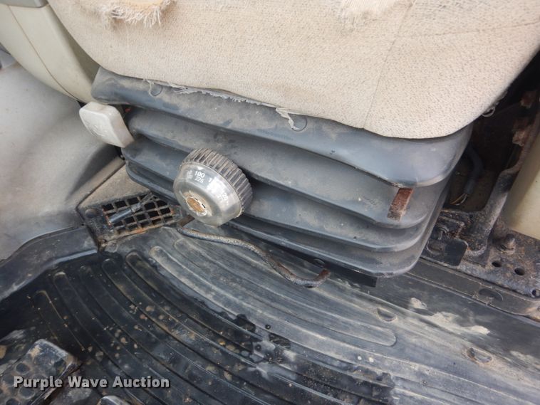 image for item HS9755 2014 John Deere 135G  excavator