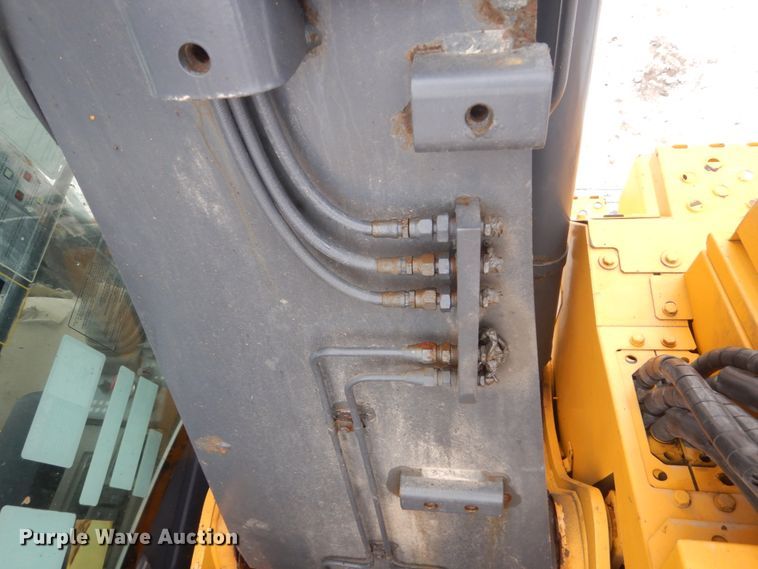 image for item HS9755 2014 John Deere 135G  excavator