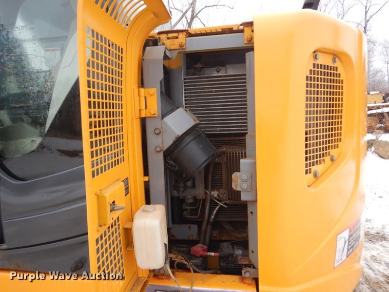 image for item HS9755 2014 John Deere 135G  excavator