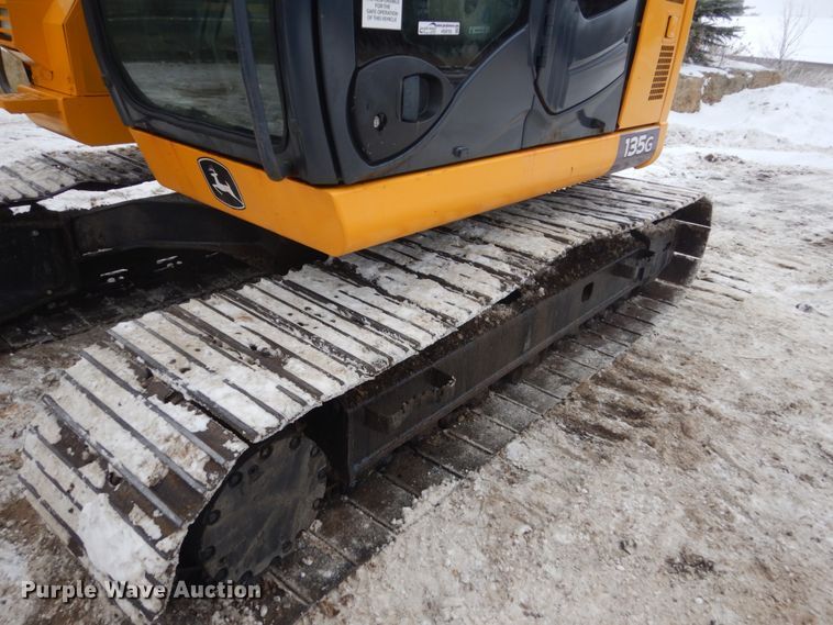 image for item HS9755 2014 John Deere 135G  excavator