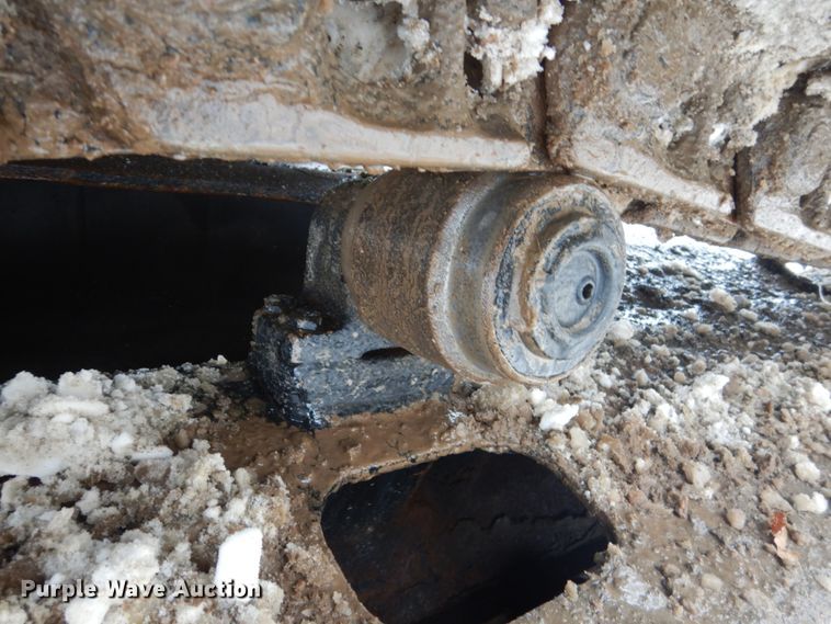 image for item HS9755 2014 John Deere 135G  excavator