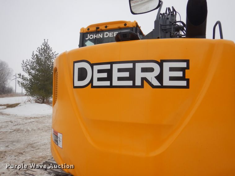 image for item HS9755 2014 John Deere 135G  excavator