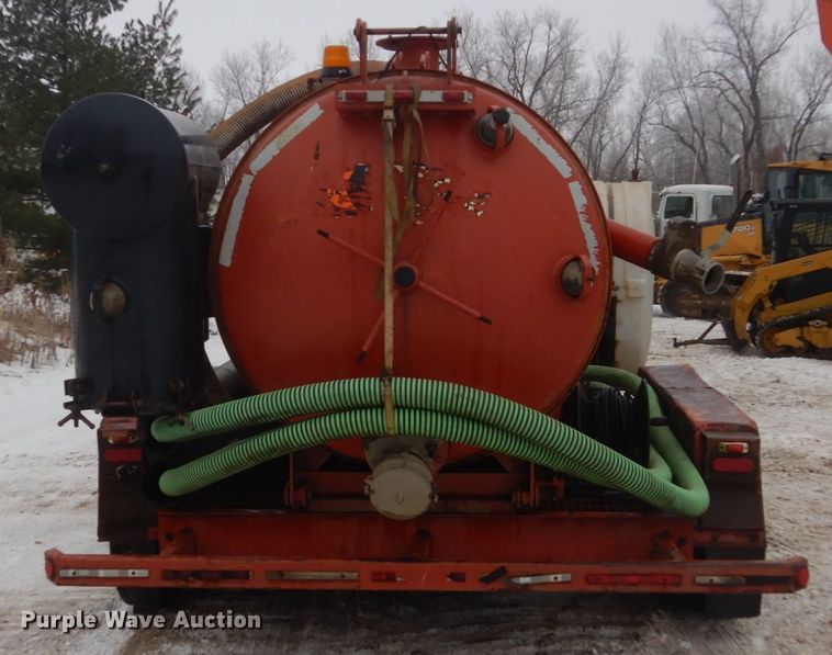 image for item HS9756 2009 Ditch Witch FX30  vacuum excavator