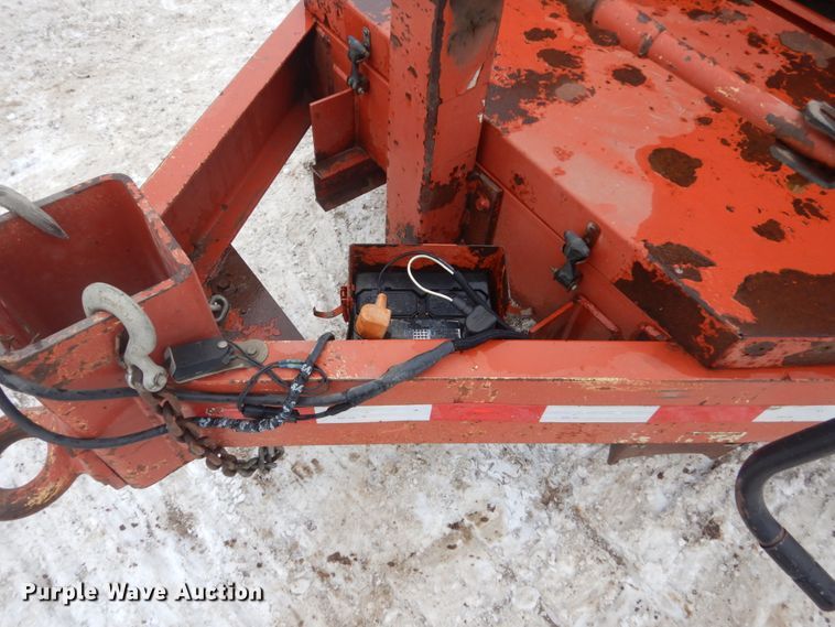 image for item HS9756 2009 Ditch Witch FX30  vacuum excavator