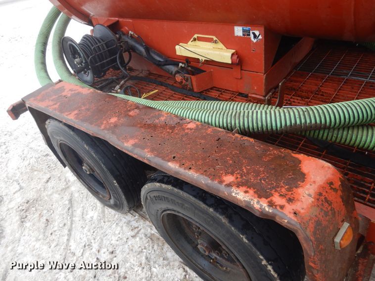 image for item HS9756 2009 Ditch Witch FX30  vacuum excavator