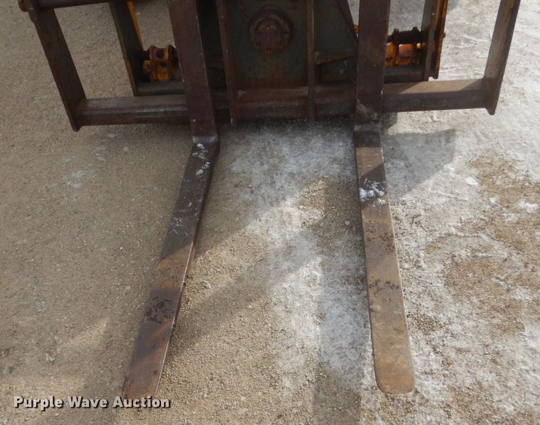 image for item HS9760 Gehl DL-6L  telehandler