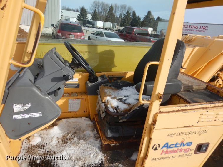 image for item HS9760 Gehl DL-6L  telehandler