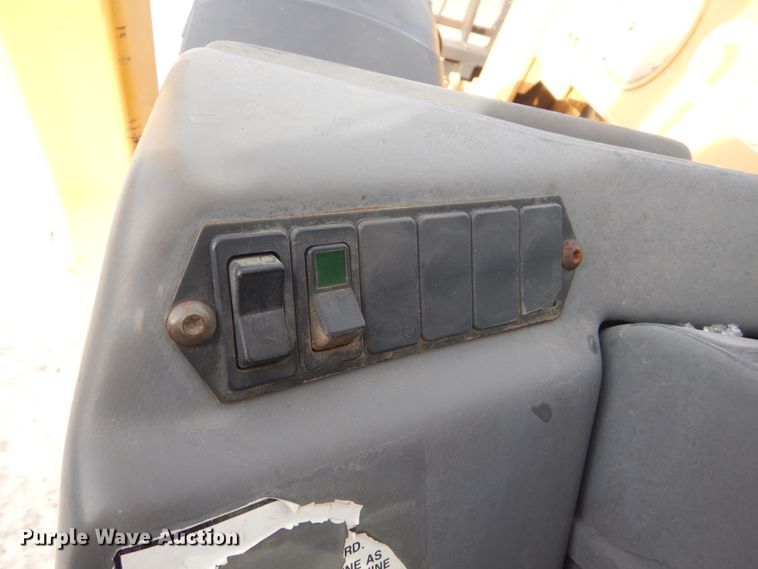 image for item HS9760 Gehl DL-6L  telehandler