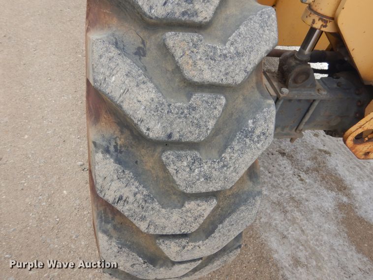 image for item HS9760 Gehl DL-6L  telehandler