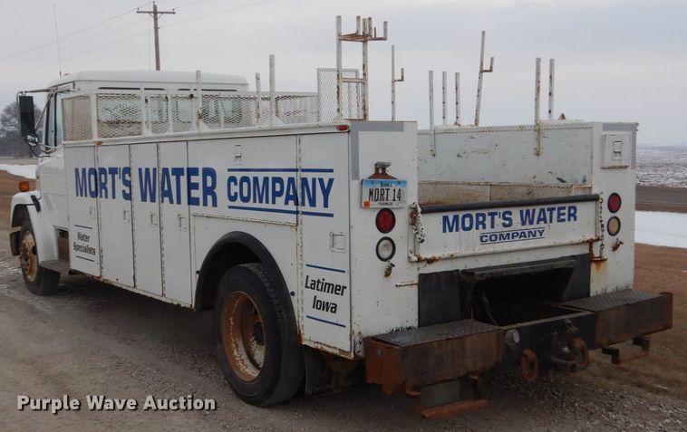 image for item HU9991 1999 Freightliner FL60  utility / service truck