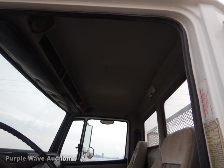 image for item HU9991 1999 Freightliner FL60  utility / service truck