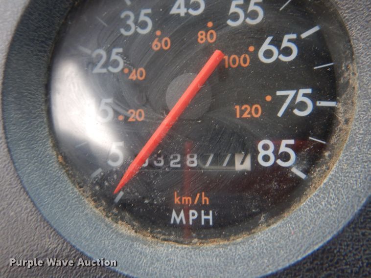 image for item HU9991 1999 Freightliner FL60  utility / service truck