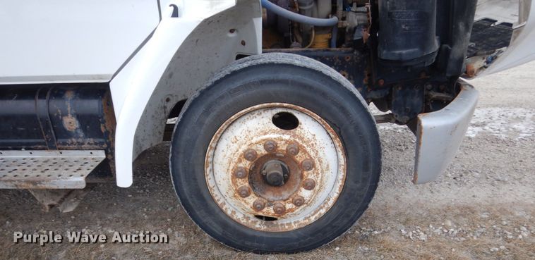 image for item HU9991 1999 Freightliner FL60  utility / service truck