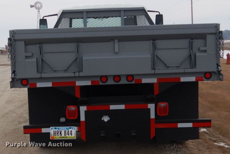 image for item HU9992 2006 International 4200  dump truck