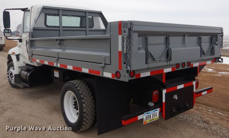 image for item HU9992 2006 International 4200  dump truck