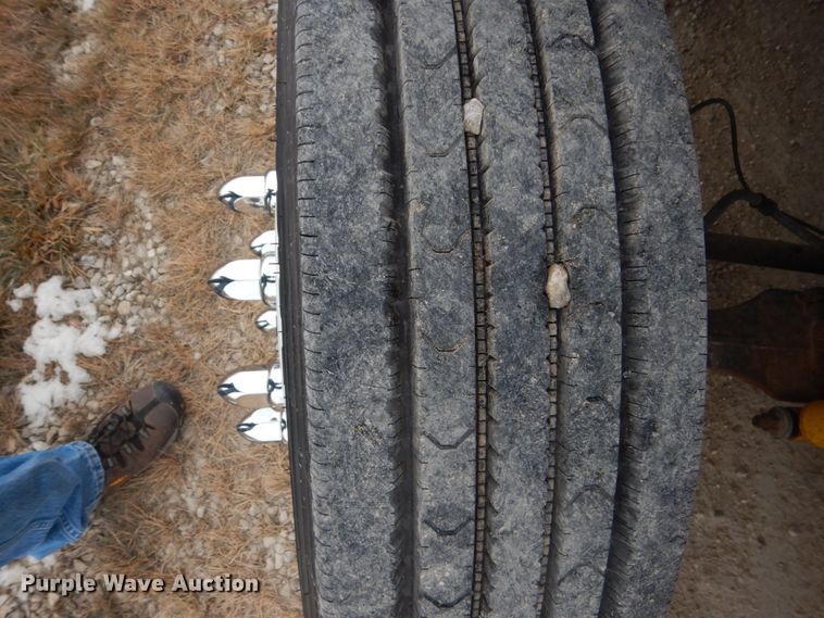 image for item HU9992 2006 International 4200  dump truck